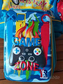 zaino scolastico +astuccio 