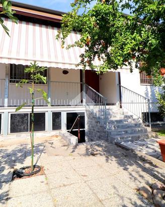 VILLA SINGOLA A GOITO