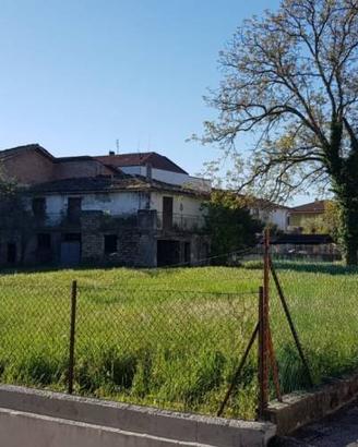 Terreno di 1220 m² a Rieti