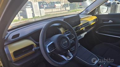 Jeep Avenger BEV 156cv Summit SUN Bicolor