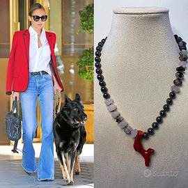 Collana con ciondolo in corallo rosso ✨