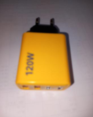Caricabatterie 120W 4 Porte Mai usato