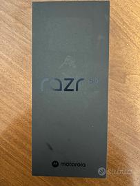 Cellulare pieghevole