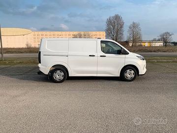 FORD TRANSIT CUSTOM TREND
