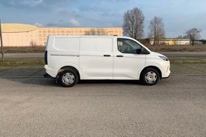 FORD TRANSIT CUSTOM TREND