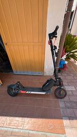 Xiaomi Scooter Pro MONORIM + batteria e  accessori