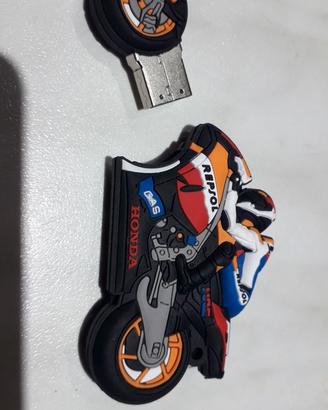 Pennetta usb da 16 gb a forma di moto nuova