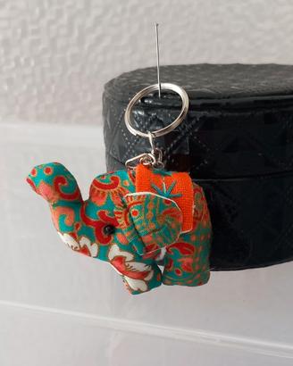 Portachiavi elefante in stoffa