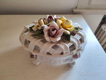 Portagioie in ceramica traforata