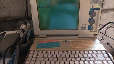 PC PORTATILE OLIVETTI  M 15 del 1982