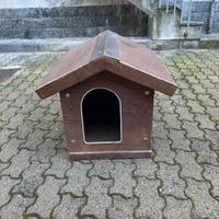 Cuccia in legno per cani