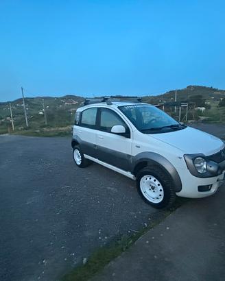 Fiat panda 4x4 cross 1.3 multijet 2011