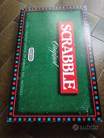 Gioco da tavolo scrabble scarabeo