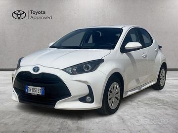 Toyota Yaris Hybrid Active MY22