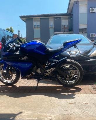 Yamaha yzf r125 2009