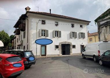 Immobile in asta di 83 m² con 3 locali e box auto 