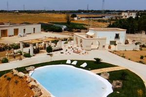 Masseria tre archi con piscina privata