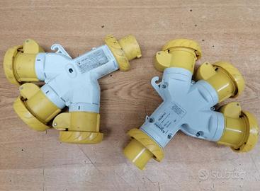 2 Pz Presa Elettrica Moltiplicatore 3U 2PT 16A 110