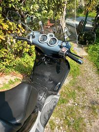 Beverly 400