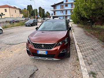 Peugeot 3008 1.5 blue hdi GT LINE