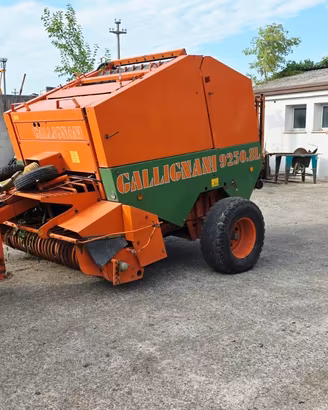 Rotopressa Imballatrice gallignani 9250SL