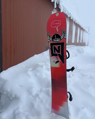 SNOWBOARD NITRO TEAM PRO 157 MARCUS KLEVELAND
