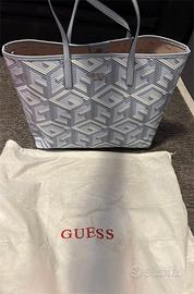 Nuova borsa Guess molto capiente