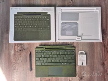 Tastiera con Slim Pen 2 per Surface pro 8,9,X