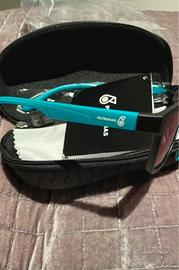 Occhiali da sole Petronas
