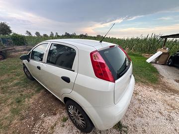 FIAT GRANDE PUNTO 1.3 multijet  CONSUMI BASSISSIMI