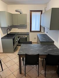 Cucina praticamente nuova