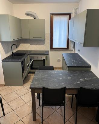 Cucina praticamente nuova