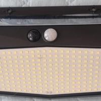 Lampada movimento solare led