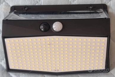 Lampada movimento solare led