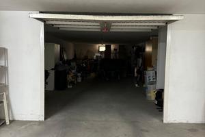 garage/box