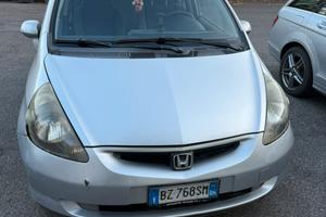 Honda jazz 1.2 gpl neopatentati