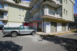Locale Commerciale - Corigliano-Rossano