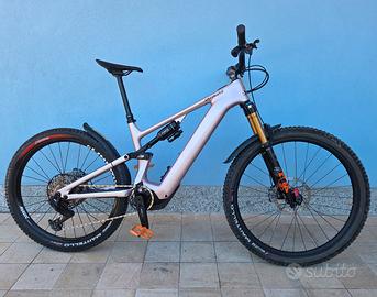 Specialized Turbo Levo Carbon gen4.