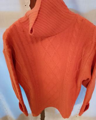 maglione lana arancio donna collo a dolcevita.