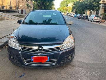 Opel Astra 1.6 TDCI