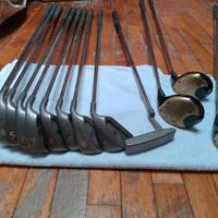 Set golf vintage Ping con 13 mazze