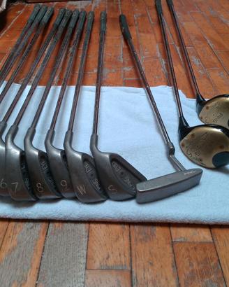 Set golf vintage Ping con 13 mazze