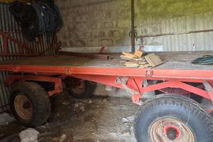 Rimorchio Gianino Bosio 4x2 trilaterale