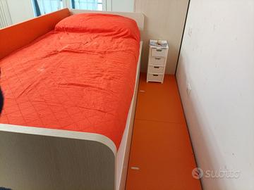letto a castello con terzo letto più armadio