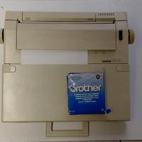 macchina da scrivere Brother AX15