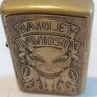 Accendino zippo 