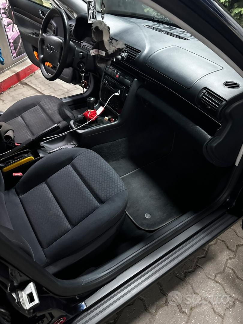 Audi A4 1998 photo 5