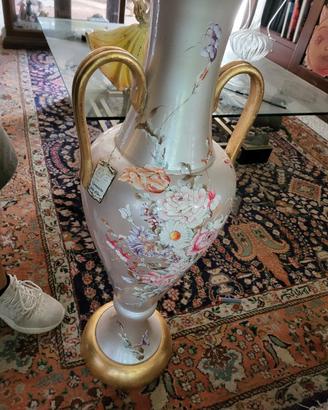 anfora in ceramica 