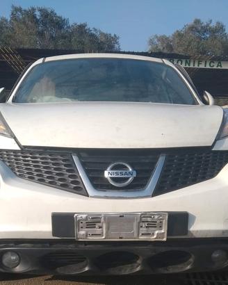 Ricambi Nissan Juke 2013 bianco 5 porte