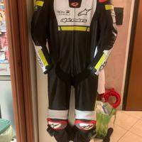 Tuta moto con protezioni